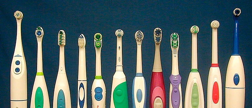 Плюсы и минусы электрических зубных щеток